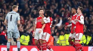 库里一直是 库里一直是